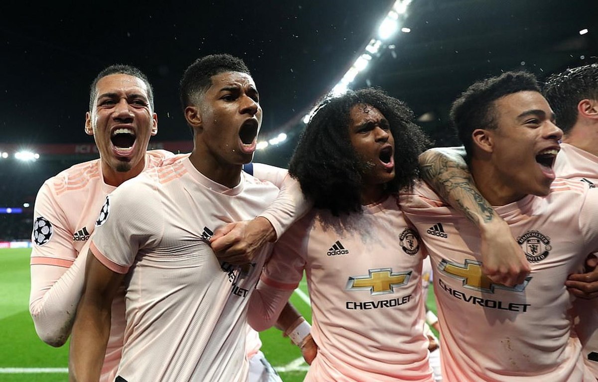 Thắng khó tin trước PSG, Manchester United hiên ngang vào tứ kết