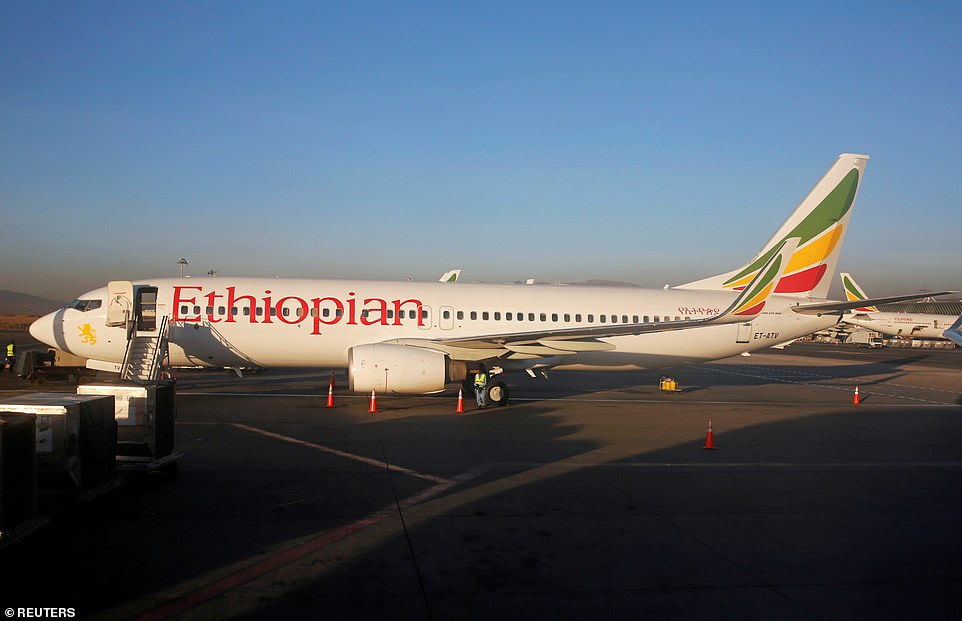 Hai chiếc 737 MAX 8 rơi thảm khốc trong hơn 4 tháng, nhiều câu hỏi đang xoáy vào Boeing