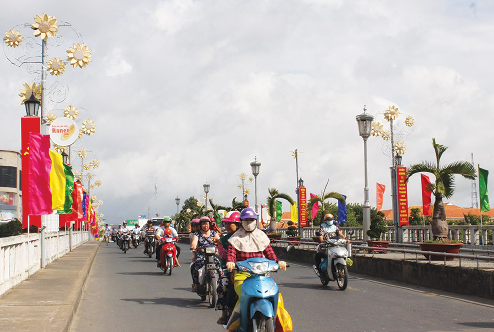 Gỡ khó, phát triển hạ tầng giao thông Gỡ khó, phát triển hạ tầng giao thông