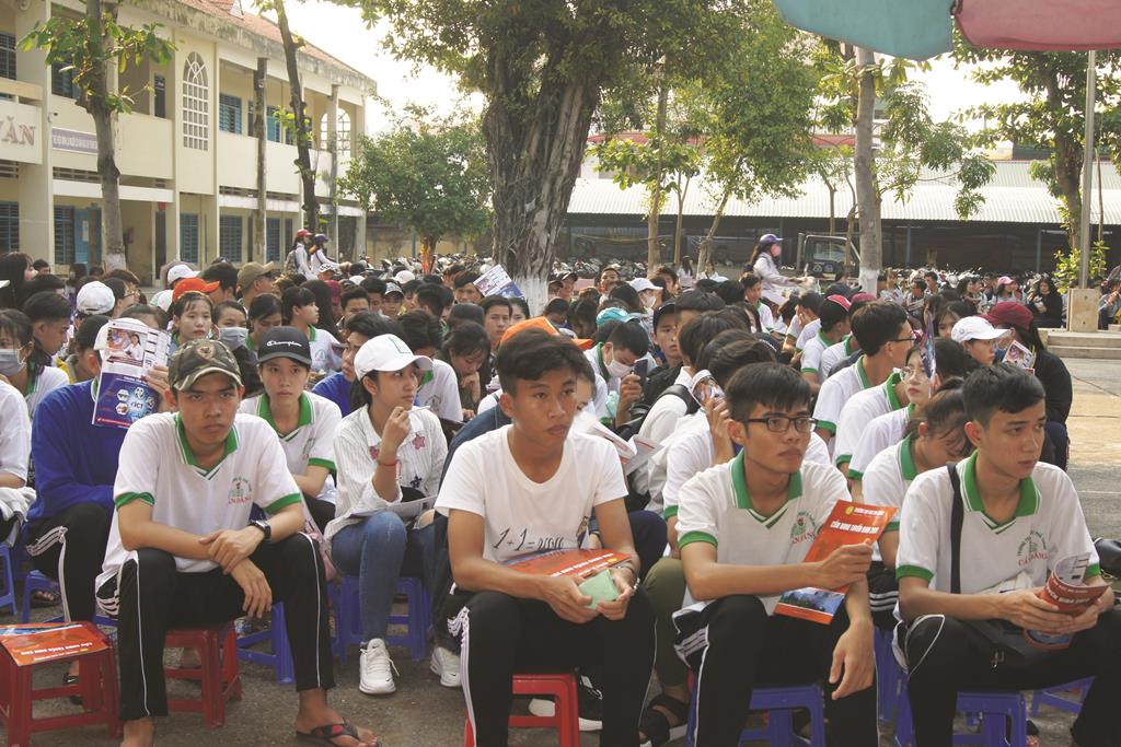 Tư vấn tuyển sinh trực tiếp