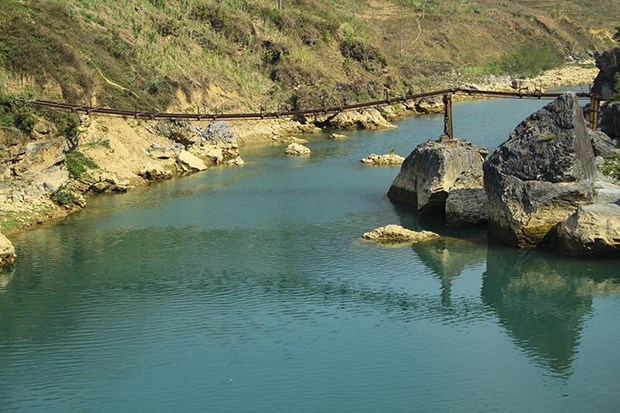 Tu Sản - Hẻm vực kỳ vĩ nhất Đông Nam Á với đàn khỉ mốc đặc biệt