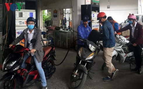 Xăng, dầu tiếp tục đứng trước áp lực tăng giá