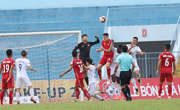 HAGL thua trận thứ ba liên tiếp ở V-League