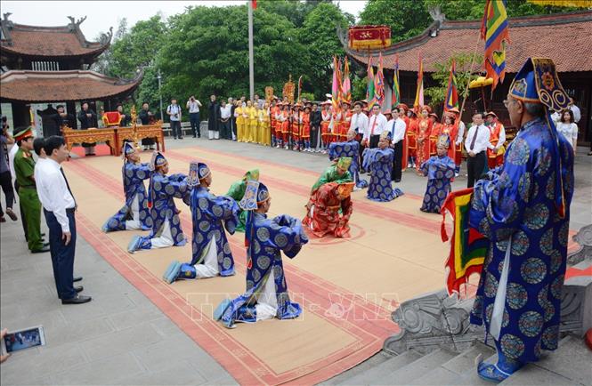 Tín ngưỡng thờ cúng Hùng Vương: Sợi chỉ vàng kết nối các dân tộc Việt