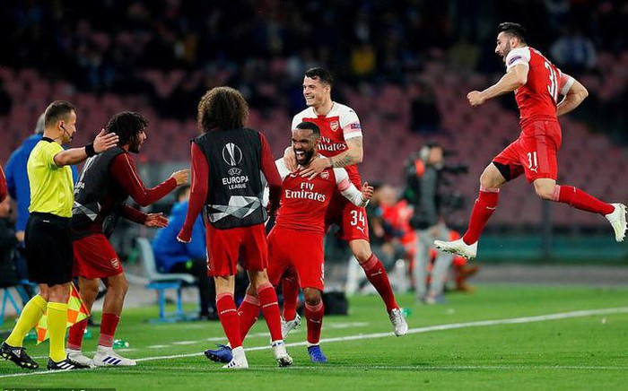 Rượt đuổi 7 bàn, Chelsea suýt trả giá đắt tại Europa League