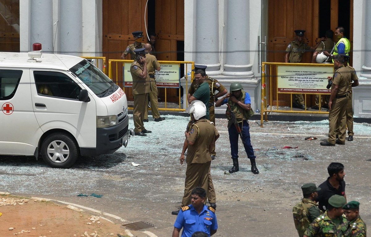 Ít nhất đã có 160 người thiệt mạng trong các vụ nổ tại Sri Lanka