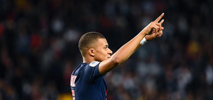 PSG đăng quang Ligue 1 và đón nhận niềm vui kép