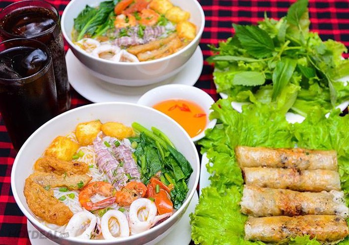 Các món ngon dân dã nhất định phải thử khi đến Hạ Long