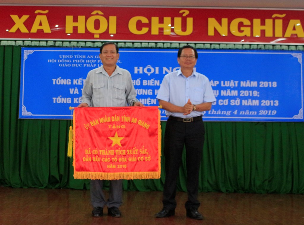 Tổng kết công tác phổ biến, giáo dục pháp luật và 5 năm thực hiện Luật Hòa giải