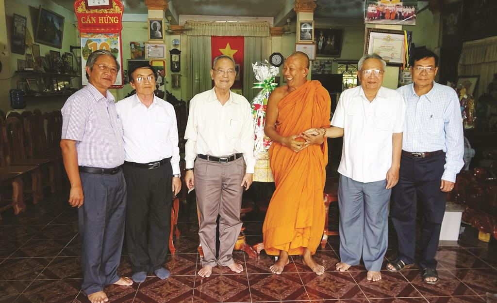 Giữ ổn định trong vùng đồng bào dân tộc