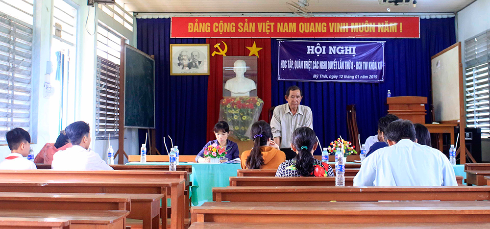 Kỷ luật 2 học sinh Trường THCS Mỹ Thới đánh bạn Kỷ luật 2 học sinh Trường THCS Mỹ Thới đánh bạn