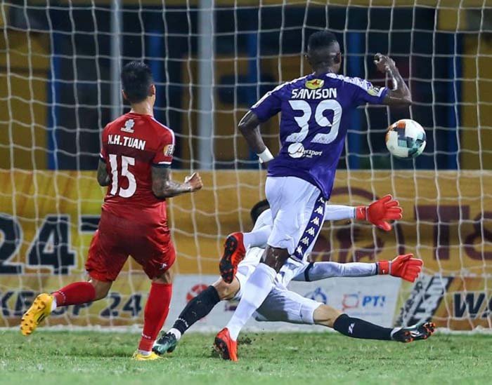 Dư âm vòng 7 V-League: Hà Nội đoạt lại ngai vàng, HAGL đánh rơi chiến thắng