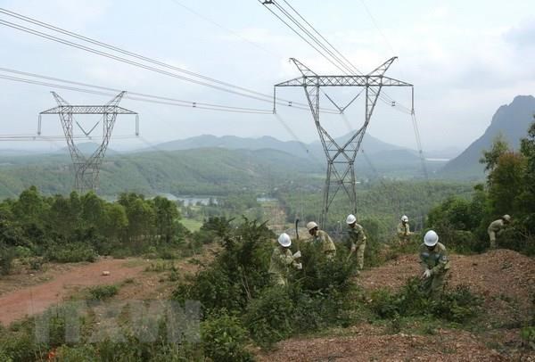 Đường dây 500kV mạch 3: Gấp rút hoàn thành giải phóng mặt bằng