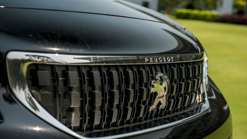 Peugeot Traveller ra mắt thị trường Việt Nam, giá từ 1,7 tỷ đồng