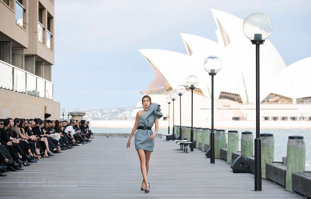 Thời trang Việt Nam xuất hiện ấn tượng tại Australia