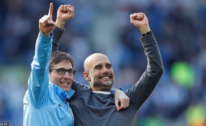 Man City vô địch, số phận quá nghiệt ngã với Liverpool