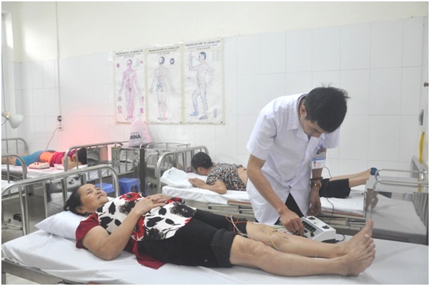 Nâng cao năng lực chuyên môn y tế xã, phường