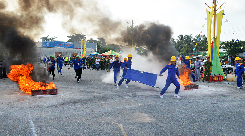 Công ty TNHH MTV Xăng dầu An Giang đoạt hạng nhất Hội thao PCCC huyện Tịnh Biên năm 2019 Công ty TNHH MTV Xăng dầu An Giang đoạt hạng nhất Hội thao PCCC huyện Tịnh Biên năm 2019