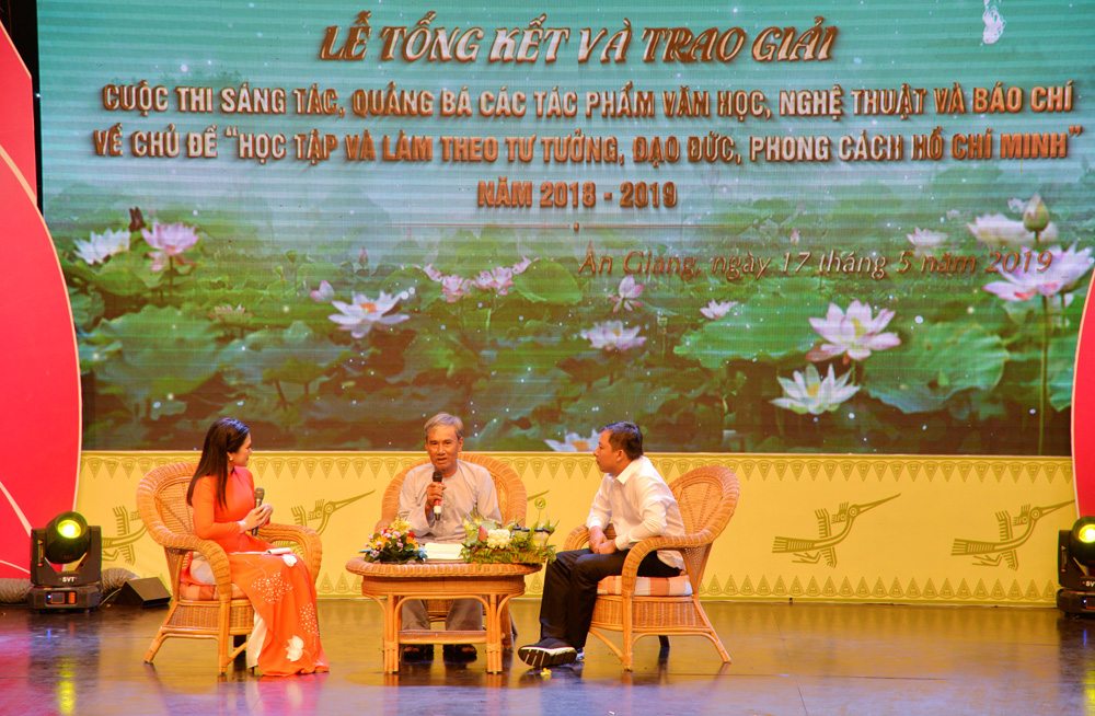 Trao giải 73 tác phẩm xuất sắc viết về chủ đề “Học tập và làm theo tư tưởng, đạo đức, phong cách Hồ Chí Minh”