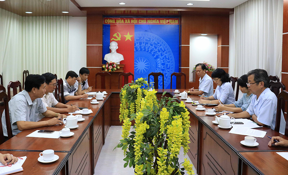 Tiêu hủy 27 con heo mắc bệnh dịch tả heo Châu Phi ở phường Mỹ Thạnh Tiêu hủy 27 con heo mắc bệnh dịch tả heo Châu Phi ở phường Mỹ Thạnh