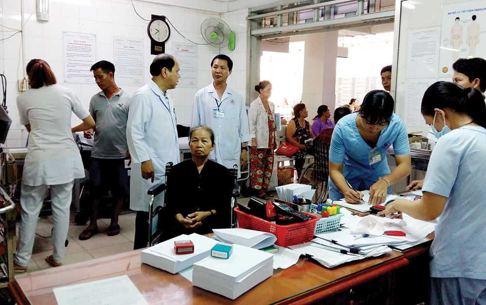 Bệnh viện Tim mạch quá tải