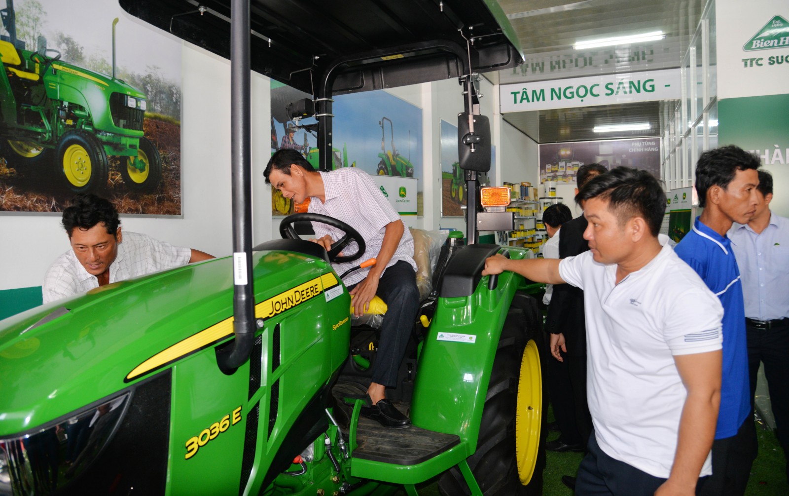 Công ty Cổ phần Thành Thành Công – Biên Hòa khai trương Trung tâm 3S – An Giang