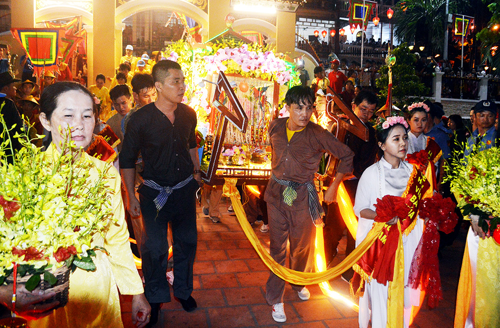 Khai hội Vía Bà Chúa Xứ núi Sam năm 2019