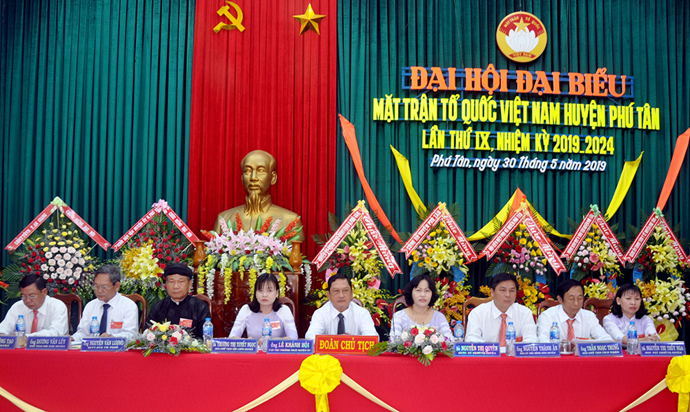 Đại hội đại biểu MTTQ Việt Nam huyện Phú Tân lần thứ IX kết thúc thành công tốt đẹp