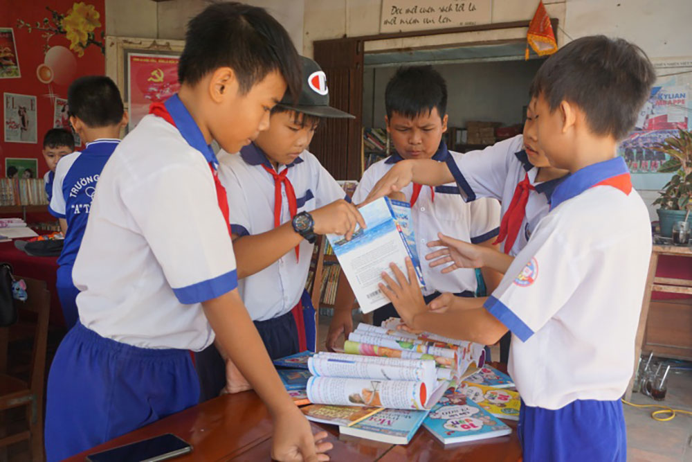 Phú Tân ra quân Sinh hoạt hè, Chiến dịch “Mùa hè tình nguyện”, Tháng hành động vì trẻ em năm 2019 và mít - tinh hưởng ứng ngày quốc tế Thiếu nhi