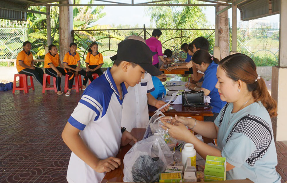Phú Tân ra quân Sinh hoạt hè, Chiến dịch “Mùa hè tình nguyện”, Tháng hành động vì trẻ em năm 2019 và mít - tinh hưởng ứng ngày quốc tế Thiếu nhi