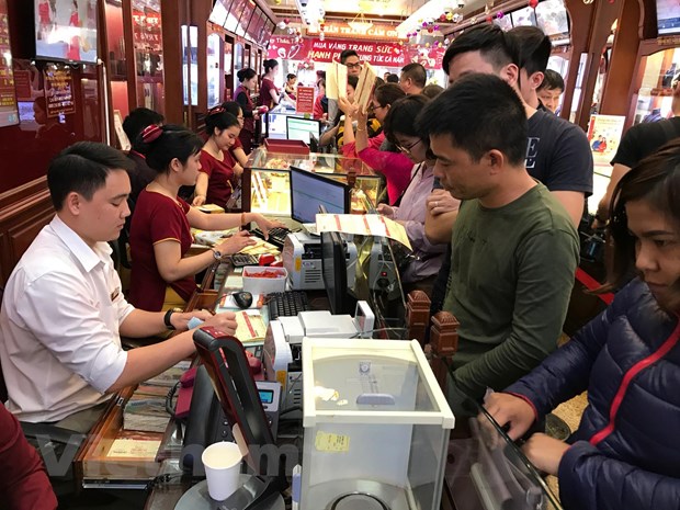 Giá vàng trong nước và thế giới đồng loạt tăng phiên đầu tuần