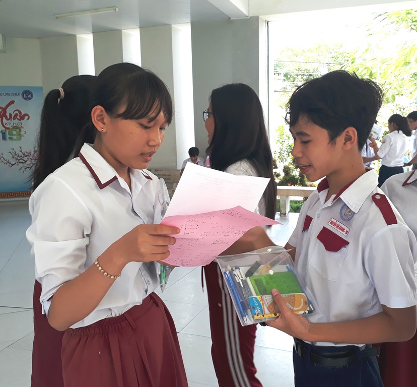 Kỳ thi tuyển sinh vào lớp 10: Đề thi môn Toán vừa sức