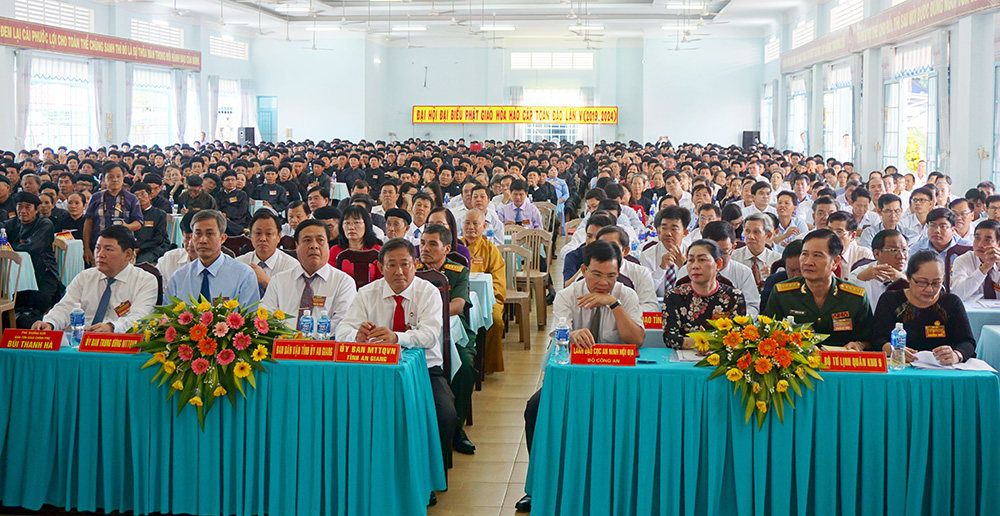 Đại hội đại biểu tín đồ Phật giáo Hòa Hảo cấp toàn đạo lần thứ V (nhiệm kỳ 2019-2024) thành công tốt đẹp