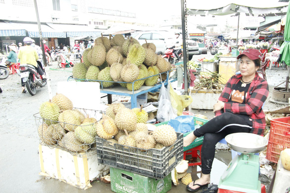 Thương lái Trung Quốc buông, mít rớt giá thảm hại