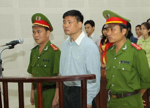 Vụ án Vũ 'nhôm' và đồng phạm: Khám xét nhà riêng bị can Trương Duy Nhất