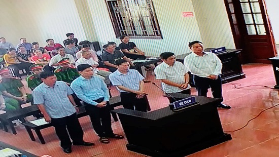 Xét xử phúc thẩm vụ án chạy thận ở Hòa Bình