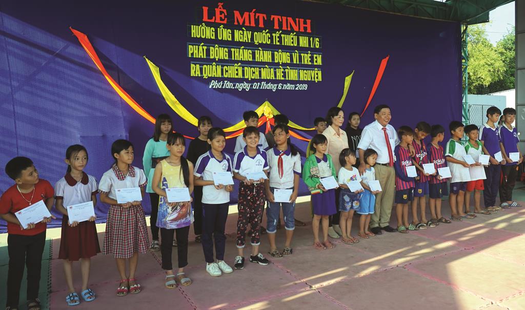 Vì một mùa hè an toàn, bổ ích