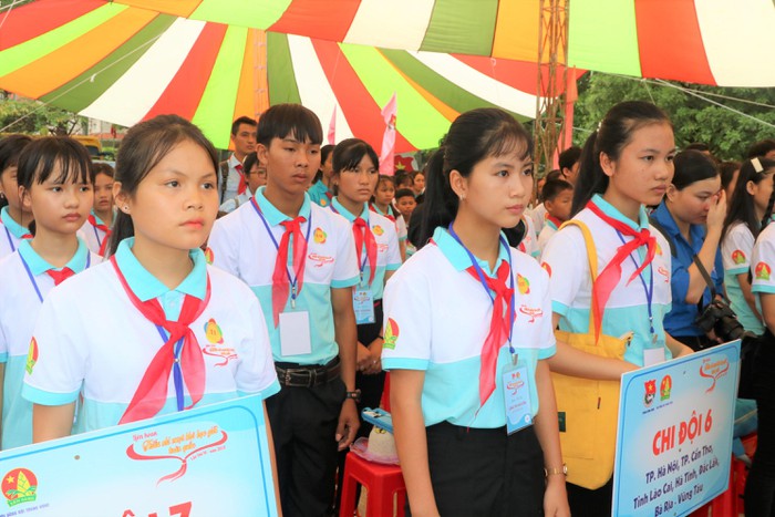 Khai mạc Liên hoan thiếu nhi vượt khó học giỏi toàn quốc năm 2019