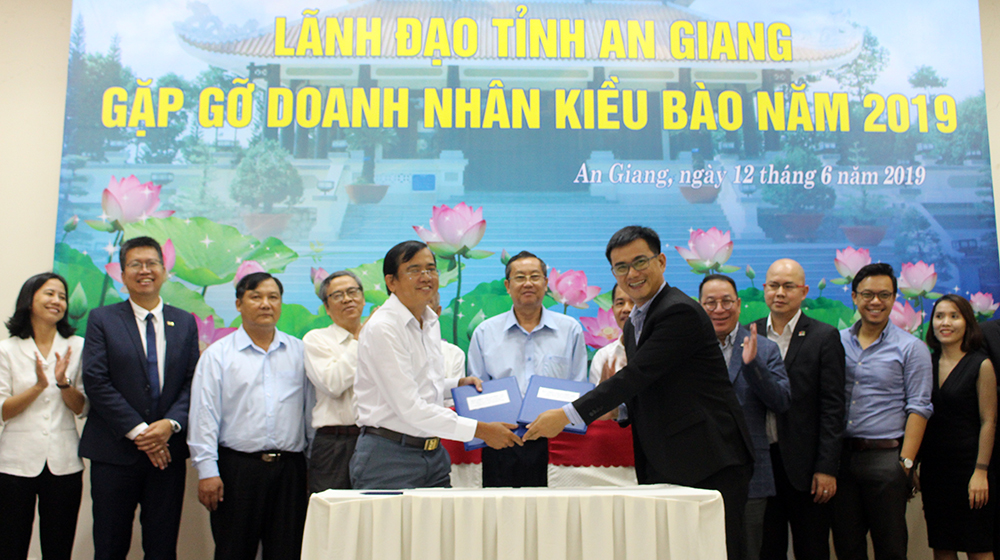 Tìm giải pháp khi giá nông sản thấp, giá vật tư cao