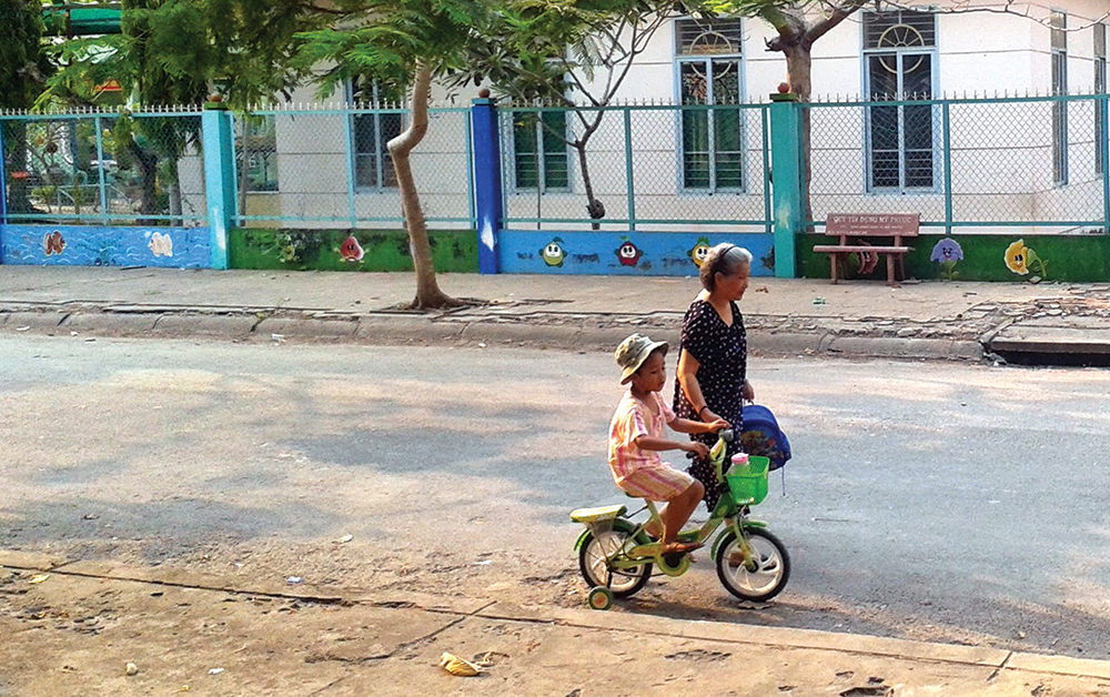 Yêu thương bao nhiêu là đủ?