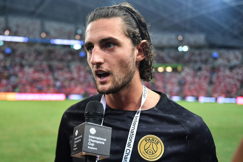 MU reo vui vì De Gea, Rabiot ký 5 năm với Juventus
