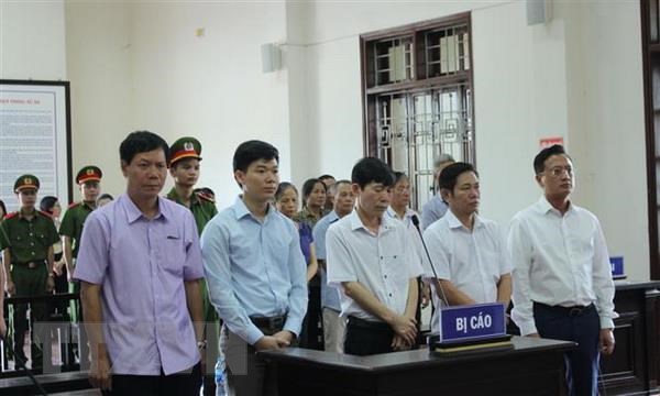 Vụ sự cố chạy thận: Y án với nguyên Giám đốc Bệnh viện Hòa Bình
