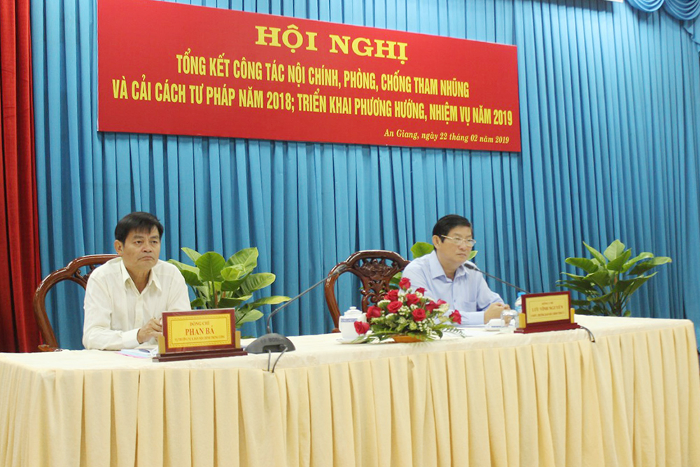 Đổi mới cách làm để phòng, chống tham nhũng hiệu quả - Kỳ 2: Đẩy mạnh phòng, chống tham nhũng; kiểm tra, giám sát, thi hành kỷ luật Đổi mới cách làm để phòng, chống tham nhũng hiệu quả - Kỳ 2: Đẩy mạnh phòng, chống tham nhũng; kiểm tra, giám sát, thi hành kỷ luật