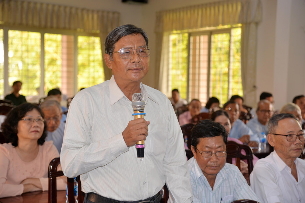 Ủy ban Trung ương MTTQ Việt Nam tiếp xúc, đối thoại cùng tín đồ Phật giáo Hòa Hảo Các tín đồ Phật giáo Hòa Hảo nêu ý kiến, kiến nghị tại buổi gặp mặt, tiếp xúc, đối thoại