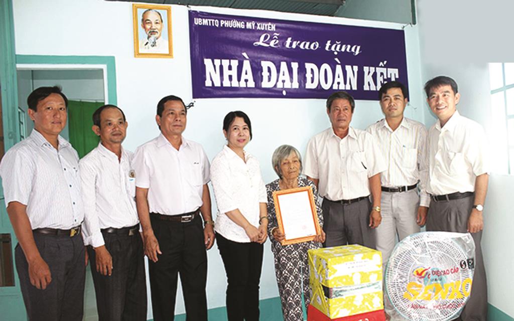 Báo An Giang - Cầu nối những tấm lòng nhân ái