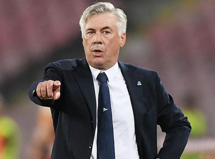 ĐT Việt Nam bất ngờ tụt hạng trên BXH FIFA