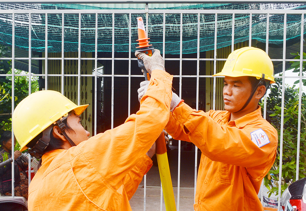 Công ty Điện lực An Giang tổ chức diễn tập phòng chống thiên tai và tìm kiếm cứu nạn