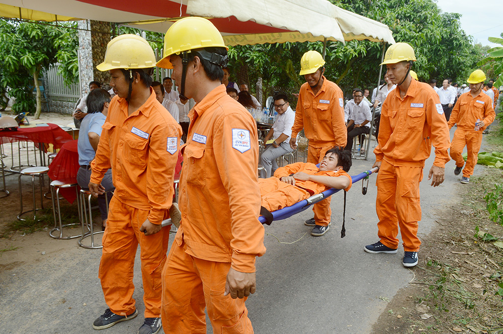 Công ty Điện lực An Giang tổ chức diễn tập phòng chống thiên tai và tìm kiếm cứu nạn