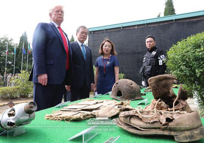 Ông Trump 'xin phép' đặt chân lên lãnh thổ Triều Tiên