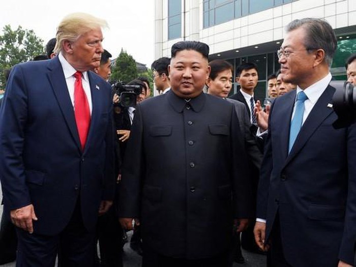 Ông Trump 'xin phép' đặt chân lên lãnh thổ Triều Tiên